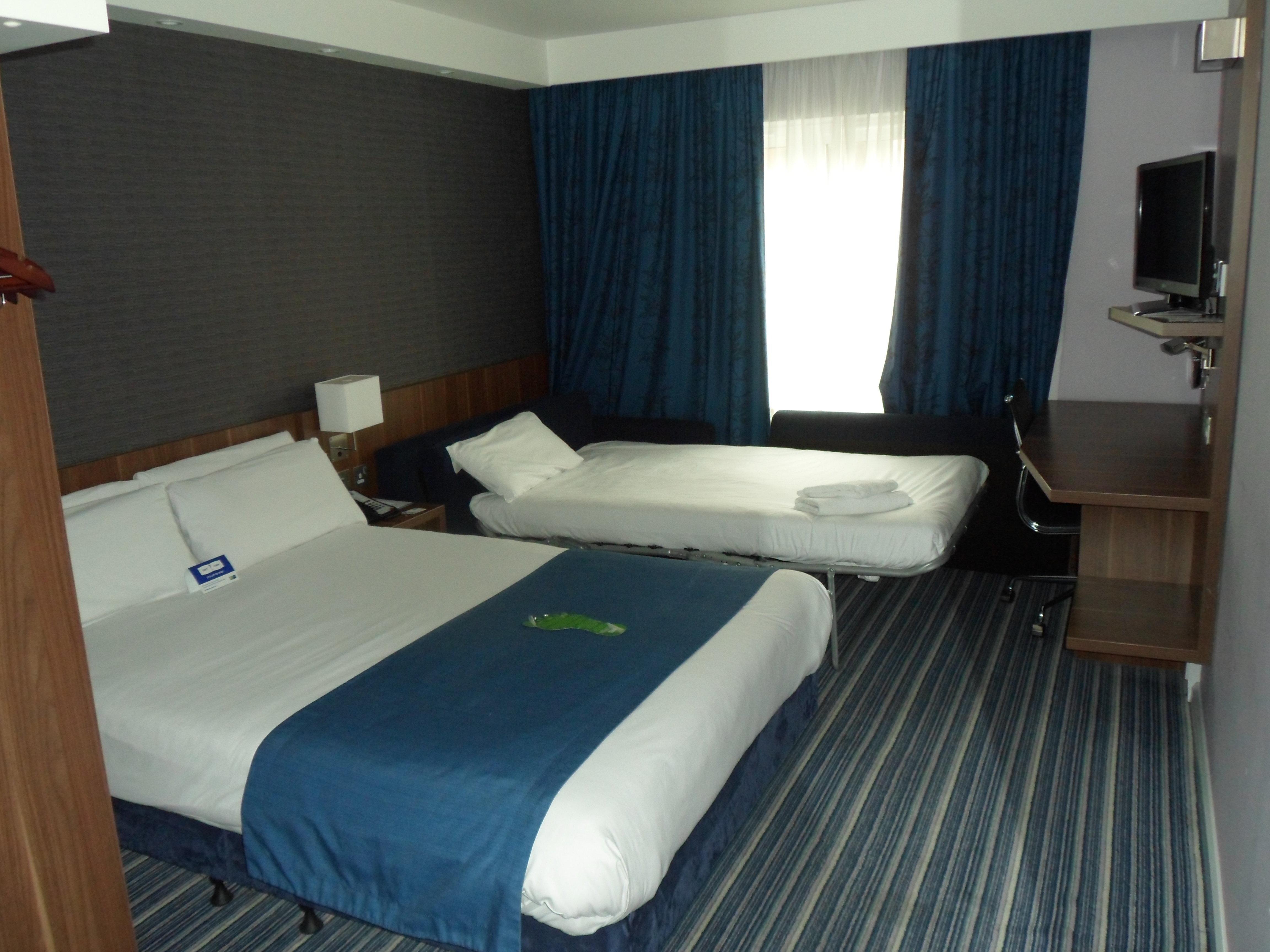 Holiday Inn Express Windsor, An Ihg Hotel Экстерьер фото